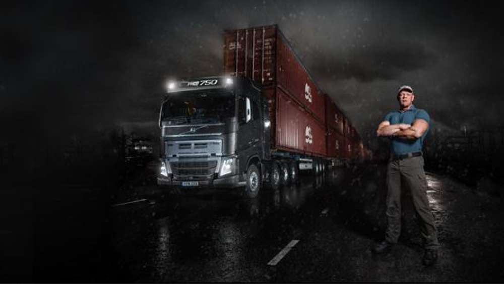 Volvo Trucks - Volvo Trucks vs 750 Tonnes